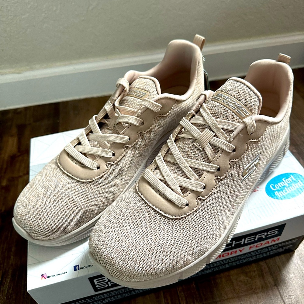 SKECHERS BOBS SPORT B FLEX ENCORE MOVE SNEAKER